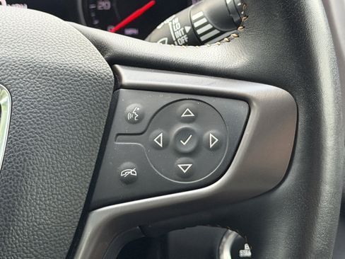 Used 2022 GMC Terrain AT4 AWD/4WD image 16