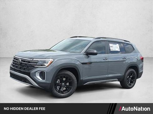 New 2026 Volkswagen Atlas Peak Edition AWD/4WD image 1