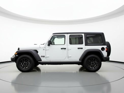 Used 2025 Jeep Wrangler Unlimited Sport AWD/4WD image 5