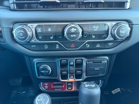 New 2026 Jeep Wrangler Rubicon image 21