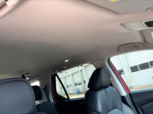 Used 2025 Honda Pilot EX-L image 13