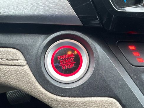 Used 2018 Honda Odyssey EX image 34