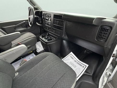 Used 2024 GMC Savana 2500 w/ Driver Convenience Package image 30