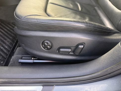 Used 2017 Audi A3 e-tron Premium Plus image 18