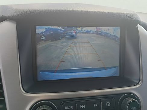 Used 2018 GMC Yukon XL SLT w/ Open Road Package AWD/4WD image 22