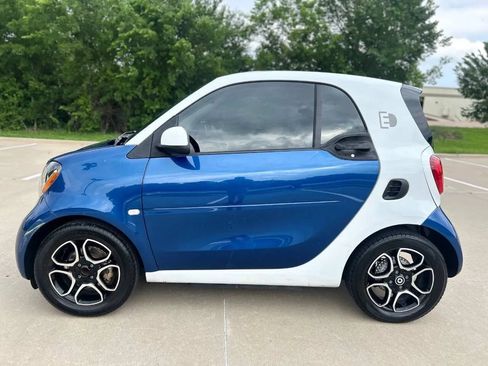 Used 2017 smart fortwo electric drive RWD image 9