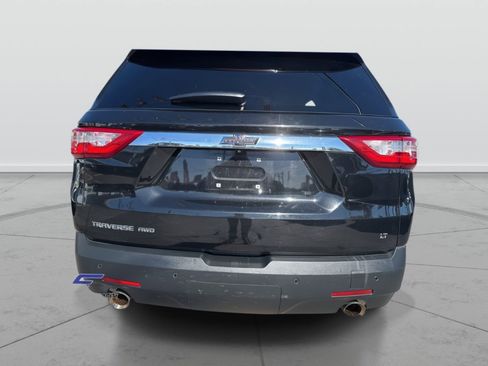 Used 2020 Chevrolet Traverse LT w/ Driver Confidence II Package image 6