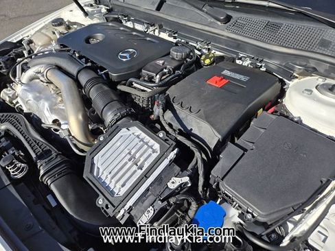 Used 2025 Mercedes-Benz CLA 250 image 21