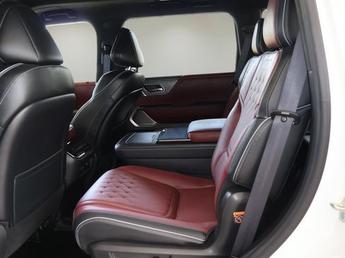 Used 2025 INFINITI QX80 Autograph AWD/4WD image 14
