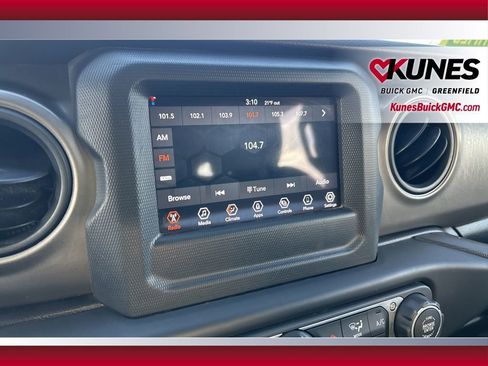 Used 2022 Jeep Wrangler Unlimited Sport image 22