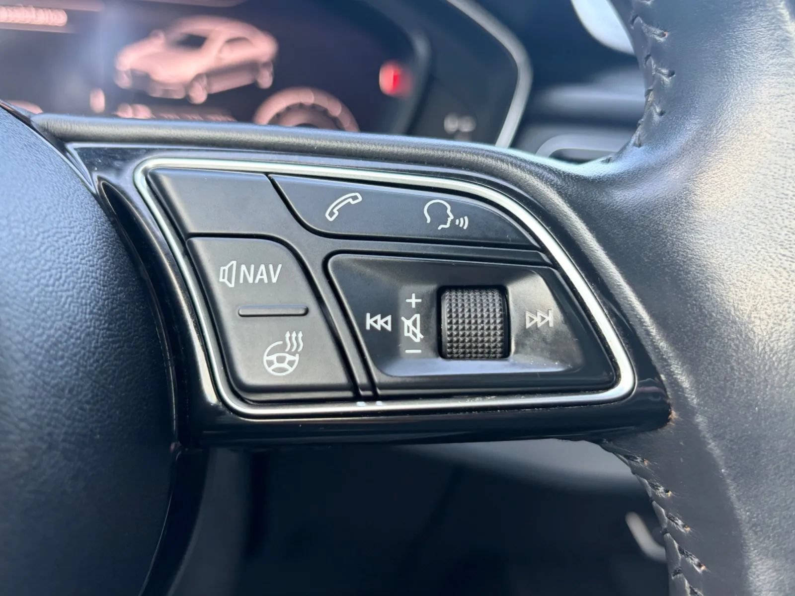 Used 2018 Audi A4 2.0T Premium Plus w/ Premium Plus Package AWD/4WD image 31