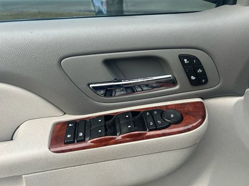 Used 2012 GMC Yukon SLT w/ SLT-2 Equipment Package image 18