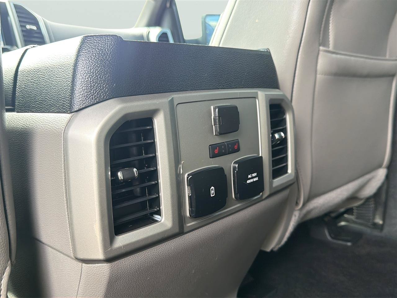 Used 2017 Ford F150 Lariat w/ Equipment Group 502A Luxury AWD/4WD image 17