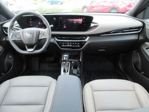 Used 2024 Buick Envista Avenir FWD image 13
