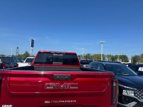 Used 2024 GMC Sierra 3500 AT4 w/ AT4 Premium Plus Package AWD/4WD image 5