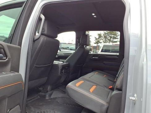 Certified 2024 GMC Sierra 2500 AT4 w/ AT4 Preferred Package AWD/4WD image 13