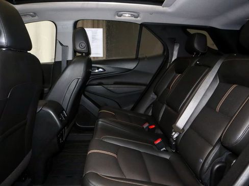 Used 2022 Chevrolet Equinox Premier FWD image 22