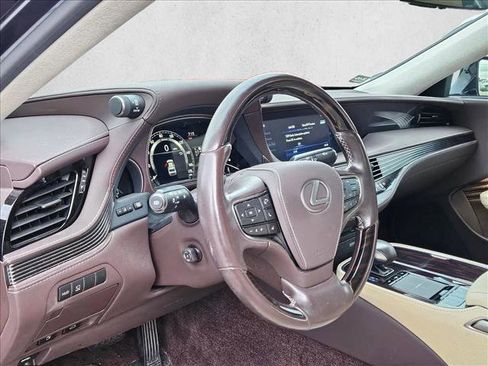 Used 2018 Lexus LS 500 w/ Luxury Package RWD image 9