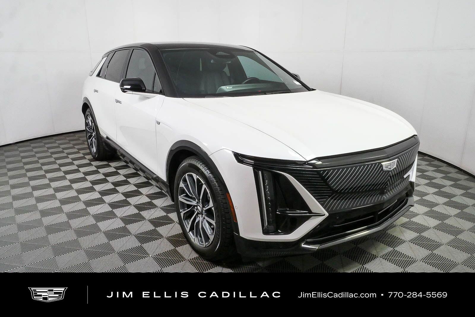 Used 2024 Cadillac Lyriq Luxury AWD/4WD image 1