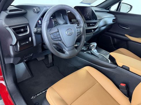 Used 2024 Lexus UX 250h FWD w/ Premium Package image 3