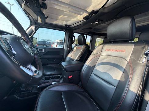 Used 2018 Jeep Wrangler Unlimited Rubicon AWD/4WD image 5