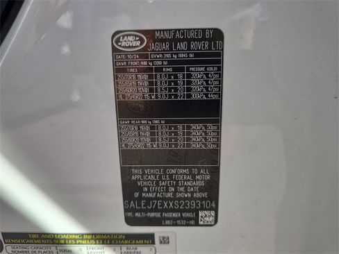 Used 2025 Land Rover Defender 110 S image 30