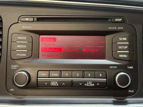 Used 2015 Kia Optima LX FWD image 16