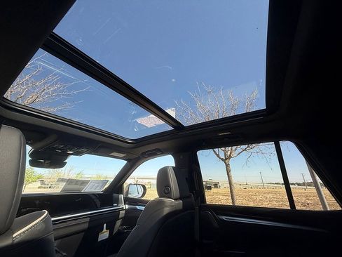 Used 2026 Cadillac Escalade Sport w/ Touring Package AWD/4WD image 23