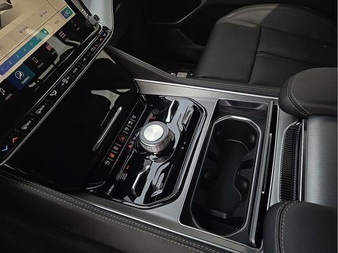 New 2026 Jeep Grand Wagoneer Limited AWD/4WD image 20