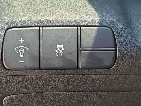 New 2026 Hyundai Elantra Sport FWD image 26