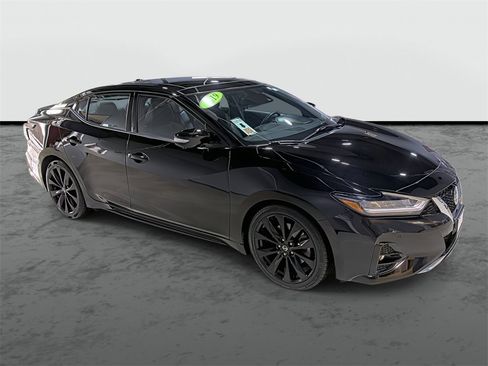 Used 2019 Nissan Maxima SR w/ Premium Package image 5