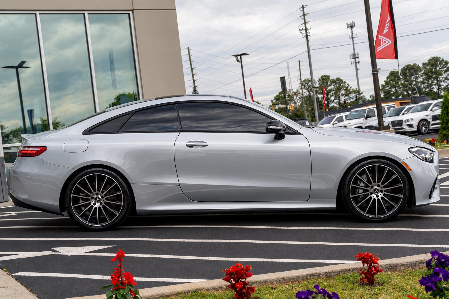 Used 2023 Mercedes-Benz E 450 Coupe image 5