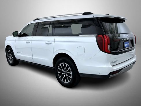 Used 2025 Ford Expedition Max Platinum AWD/4WD image 7