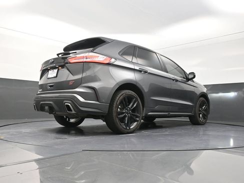 Used 2022 Ford Edge ST w/ Equipment Group 401A AWD/4WD image 30