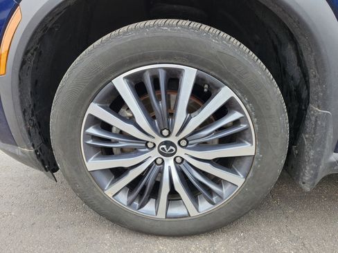 Used 2023 INFINITI QX60 Sensory w/ Cargo Package image 4