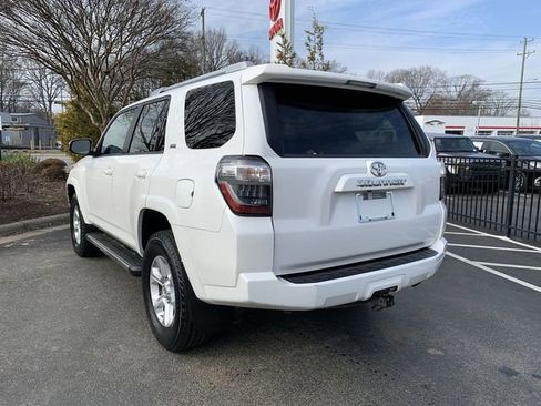 Used 2018 Toyota 4Runner SR5 image 6