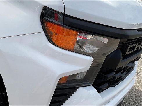 Used 2023 Chevrolet Silverado 1500 Custom image 29