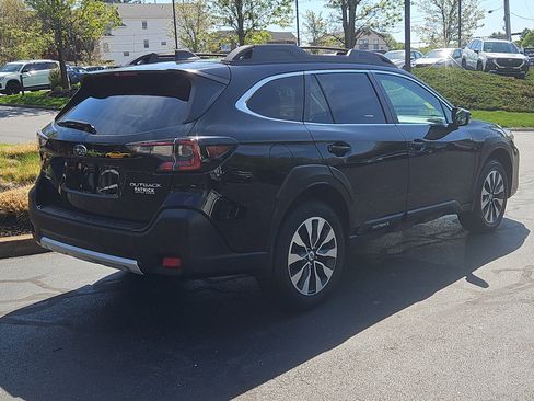 Certified 2024 Subaru Outback Limited AWD/4WD image 2