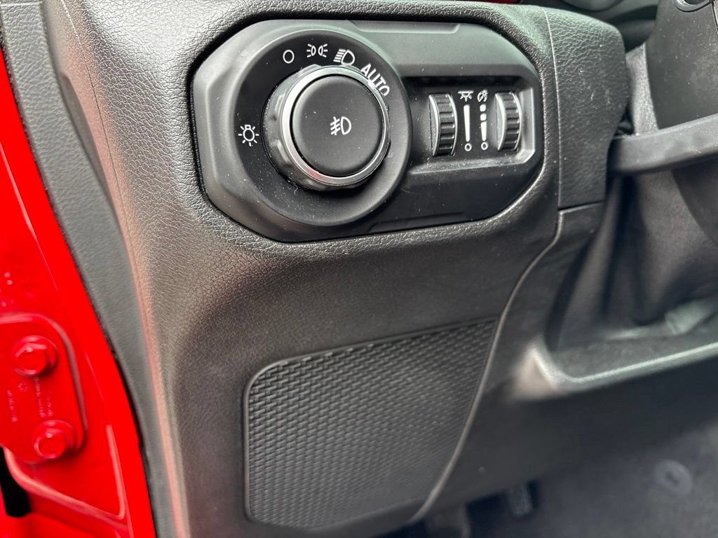 Used 2021 Jeep Wrangler Unlimited Rubicon AWD/4WD image 11