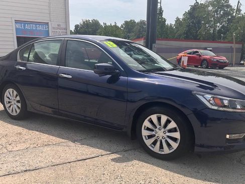 Used 2013 Honda Accord EX image 7