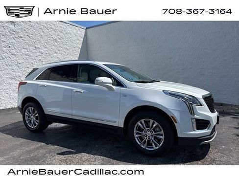 Used 2020 Cadillac XT5 Premium Luxury FWD image 1