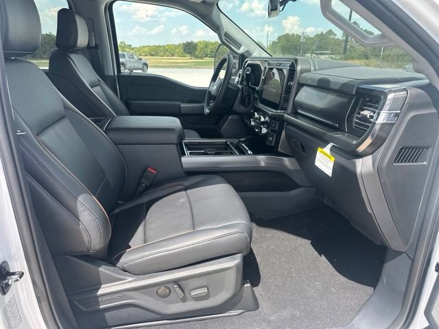 New 2026 Ford F350 Lariat w/ Black Appearance Package AWD/4WD image 11