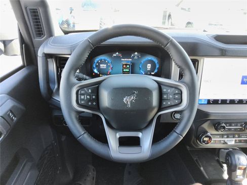 New 2026 Ford Bronco Outer Banks AWD/4WD image 11