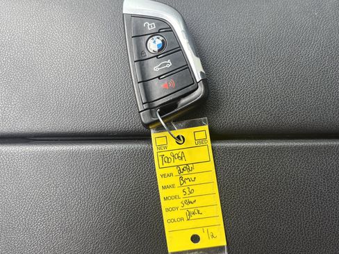 Used 2021 BMW 530i xDrive w/ Convenience Package AWD/4WD image 18