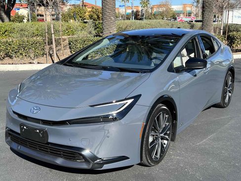 Used 2024 Toyota Prius Limited image 21