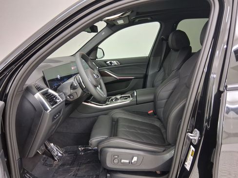 New 2026 BMW X5 sDrive40i w/ M Sport Package RWD image 3