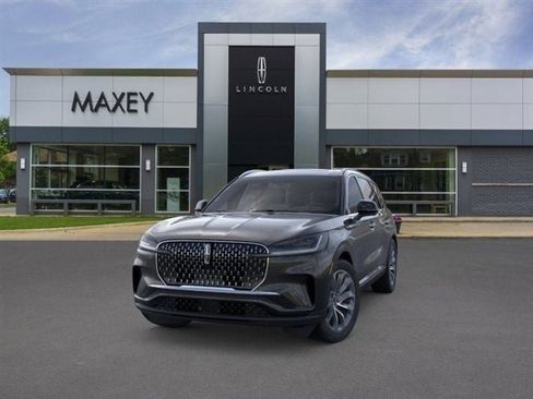 New 2026 Lincoln Aviator AWD image 90