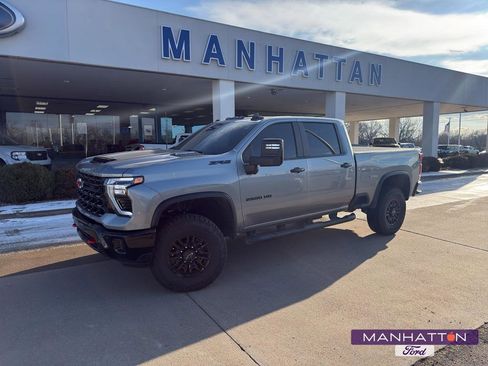 Used 2026 Chevrolet Silverado 2500 ZR2 image 1