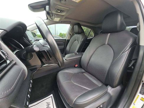 Used 2024 Toyota Camry XSE w/ Navigation Package FWD image 7