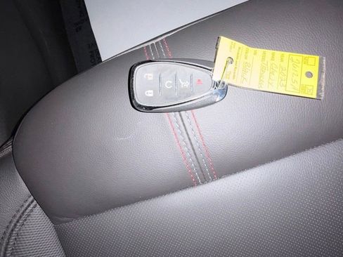 Used 2023 Chevrolet Traverse RS w/ LPO, Floor Liner Package AWD/4WD image 26